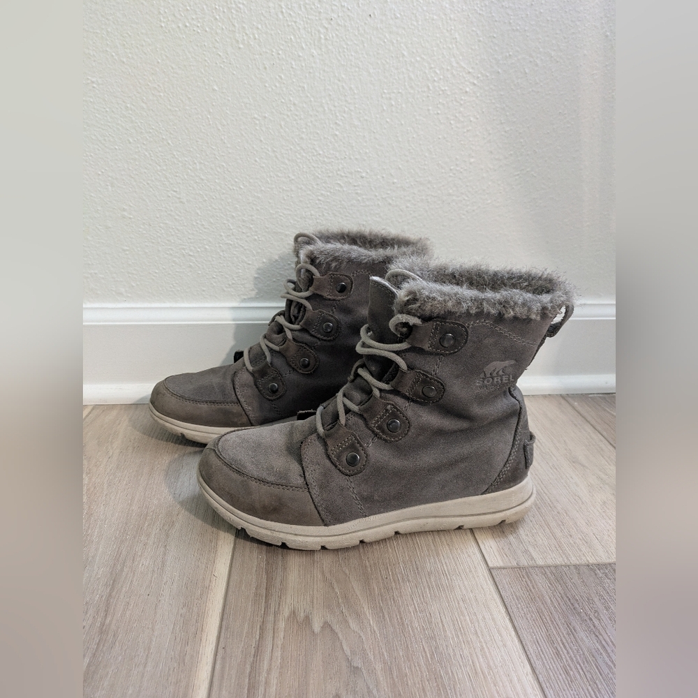 Sorel Women's Snow Boots-size 8.5